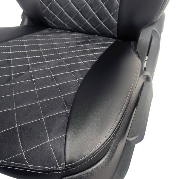 Чехлы Алькантара на Nissan Juke Чехлы Алькантара на Nissan Juke