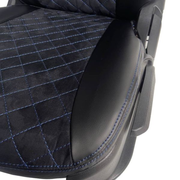 Чехлы Алькантара на Nissan Juke Чехлы Алькантара на Nissan Juke