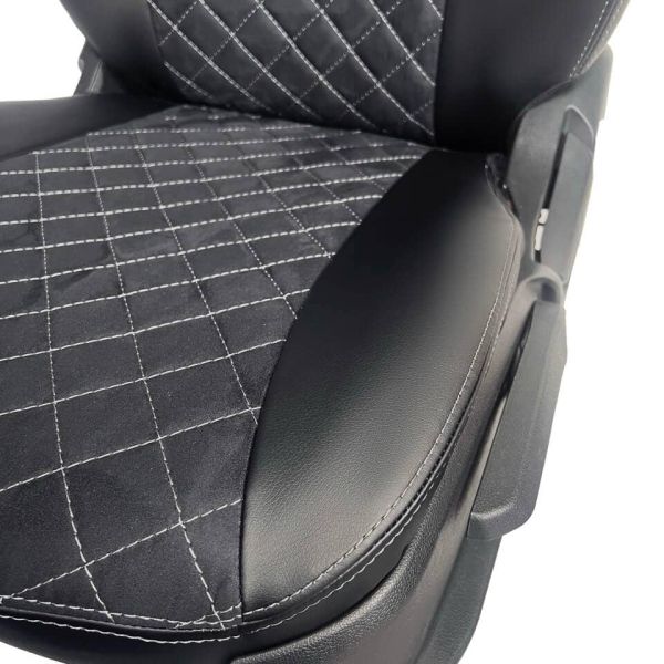 Чехлы Алькантара на Nissan Juke Чехлы Алькантара на Nissan Juke