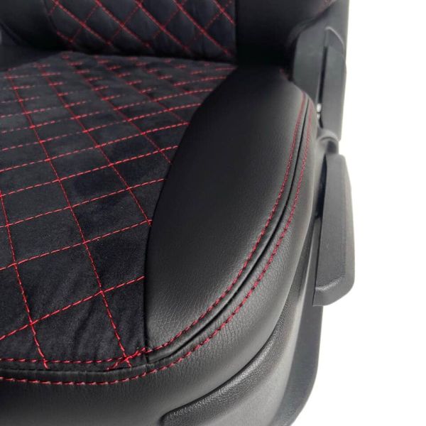 Чехлы Алькантара на Nissan Juke Чехлы Алькантара на Nissan Juke