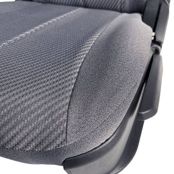 Чехлы из Жаккарда на Nissan Juke 2010-2019 г.в. Чехлы из Жаккарда на Nissan Juke 2010-2019 г.в.